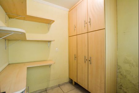 Casa à venda com 220m², 3 quartos e 4 vagasÁrea de Serviço