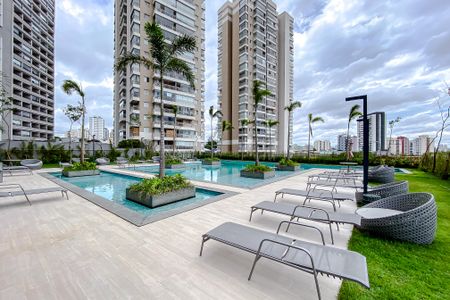 Apartamento para alugar com 106m², 3 quartos e 2 vagas Apartamento para alugar com 106m², 3 quartos e 2 vagasÁrea comum - Piscina
