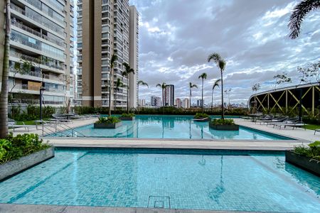 Apartamento para alugar com 106m², 3 quartos e 2 vagas Apartamento para alugar com 106m², 3 quartos e 2 vagasÁrea comum - Piscina