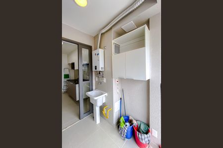 Apartamento para alugar com 106m², 3 quartos e 2 vagas Apartamento para alugar com 106m², 3 quartos e 2 vagasÁrea de Serviço