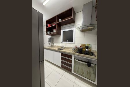 Apartamento à venda com 100m², 2 quartos e 3 vagasCozinha 