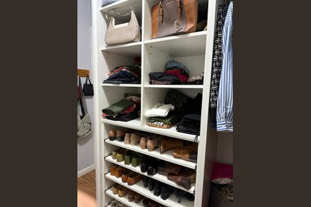 Apartamento à venda com 100m², 2 quartos e 3 vagasCloset/Escritório 