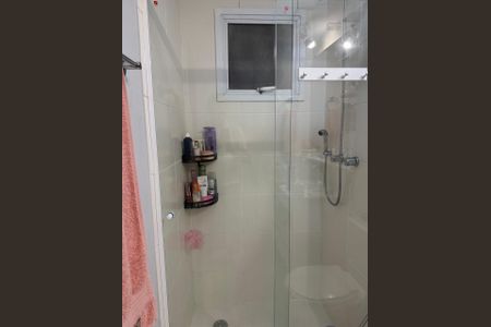 Apartamento à venda com 100m², 2 quartos e 3 vagasBanheiro do Quarto 2
