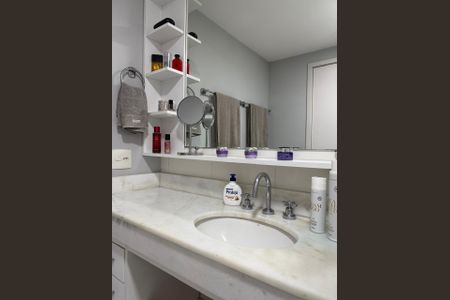 Apartamento à venda com 100m², 2 quartos e 3 vagasBanheiro do Quarto 1