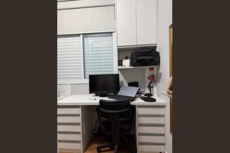 Apartamento à venda com 100m², 2 quartos e 3 vagasCloset/Escritório 