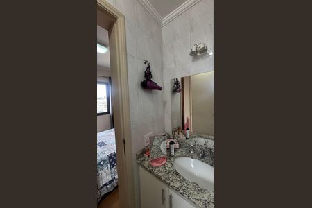 Apartamento à venda com 102m², 3 quartos e 2 vagasBanheiro da Suíte