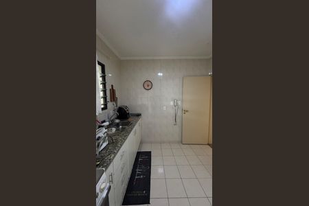 Apartamento à venda com 102m², 3 quartos e 2 vagasCozinha