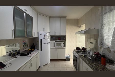 Apartamento à venda com 102m², 3 quartos e 2 vagasCozinha