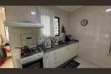 Apartamento à venda com 102m², 3 quartos e 2 vagasCozinha