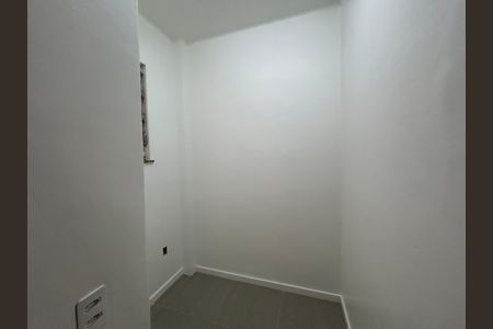 Apartamento para alugar com 63m², 2 quartos e sem vagaEscritório