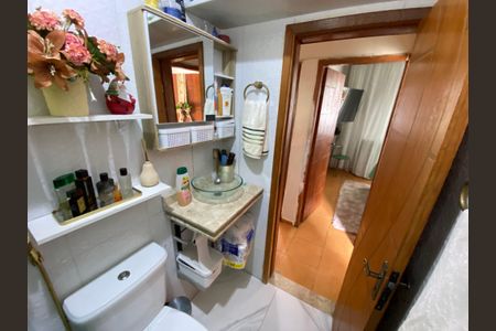 Apartamento à venda com 116m², 4 quartos e sem vagaBanheiro