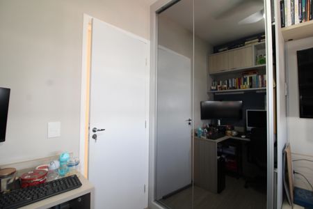 Apartamento à venda com 48m², 2 quartos e 2 vagasQuarto 2