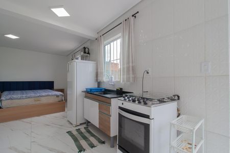 Cozinha  de casa para alugar com 1 quarto, 27m² em Vila Bocaina, Mauá