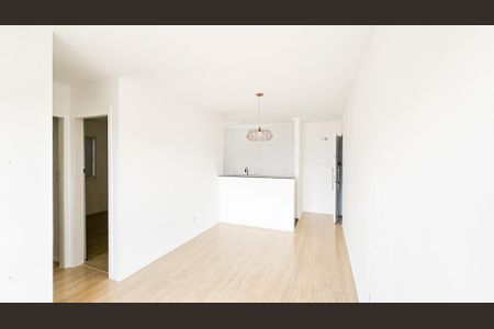 Sala de apartamento para alugar com 2 quartos, 49m² em Quitaúna, Osasco