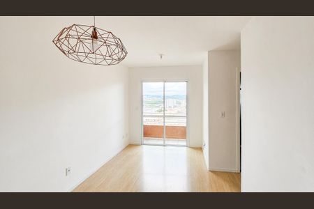 Sala de apartamento para alugar com 2 quartos, 49m² em Quitaúna, Osasco