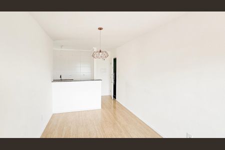 Sala de apartamento para alugar com 2 quartos, 49m² em Quitaúna, Osasco