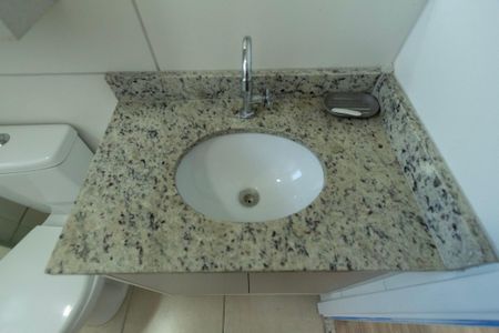 Apartamento para alugar com 68m², 3 quartos e 2 vagasBanheiro Social 