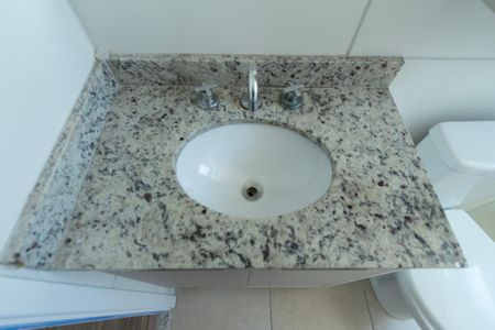 Apartamento para alugar com 68m², 3 quartos e 2 vagasBanheiro Suíte 