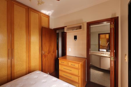 Apartamento à venda com 104m², 3 quartos e 2 vagasQuarto 2 - Suíte