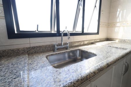 Apartamento à venda com 104m², 3 quartos e 2 vagasCozinha