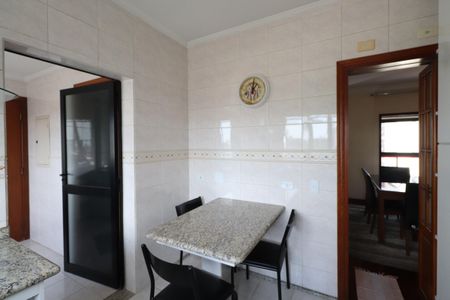 Apartamento à venda com 104m², 3 quartos e 2 vagasCozinha