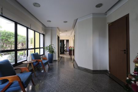 Apartamento à venda com 104m², 3 quartos e 2 vagasHall social