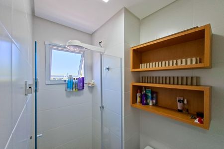 Apartamento para alugar com 98m², 3 quartos e 2 vagas Apartamento para alugar com 98m², 3 quartos e 2 vagasBanheiro da Suíte