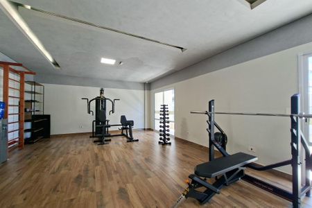 Apartamento para alugar com 98m², 3 quartos e 2 vagas Apartamento para alugar com 98m², 3 quartos e 2 vagasAcademia