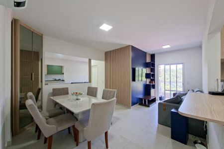 Sala de apartamento para alugar com 3 quartos, 98m² em Canto do Forte, Praia Grande