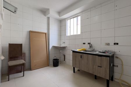 Apartamento para alugar com 47m², 2 quartos e sem vagaCozinha e Área de Serviço