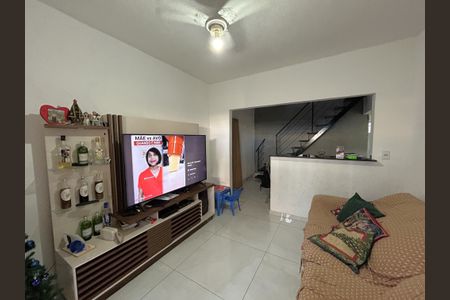 Sala de casa para alugar com 3 quartos, 280m² em Bento Ribeiro, Rio de Janeiro