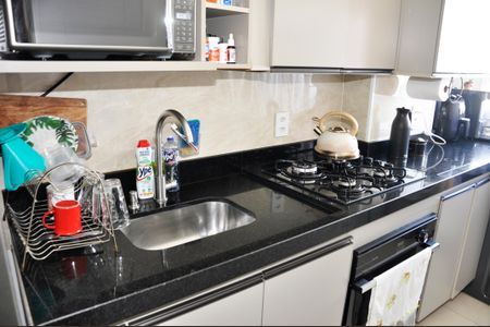 Apartamento para alugar com 60m², 2 quartos e 1 vagaDetalhe - Cozinha Americana