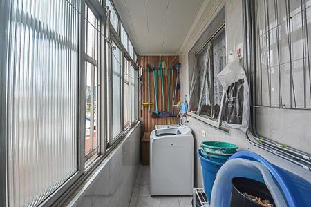 Apartamento à venda com 147m², 3 quartos e 1 vagaÁrea de Serviço