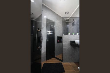 Casa de condomínio à venda com 140m², 3 quartos e 4 vagasBanheiro da Suíte 2