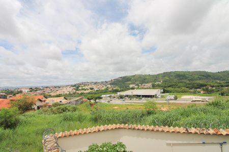 Casa de condomínio à venda com 140m², 3 quartos e 4 vagasVista da Suíte 2