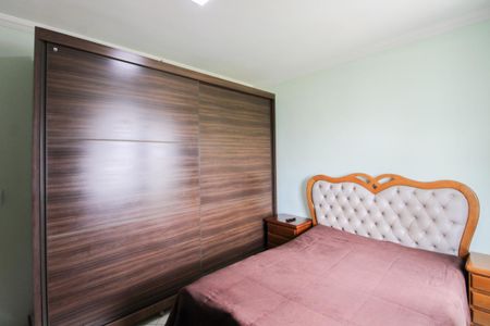 Casa de condomínio à venda com 140m², 3 quartos e 4 vagasSuíte 2