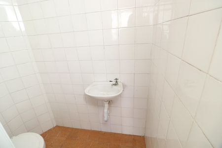 Apartamento para alugar com 70m², 2 quartos e 2 vagasBanheiro de serviço