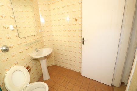 Apartamento para alugar com 70m², 2 quartos e 2 vagasBanheiro