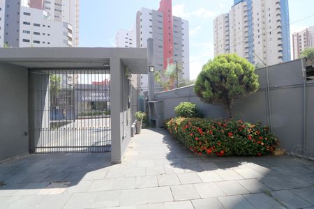 Apartamento para alugar com 70m², 2 quartos e 2 vagasFachada