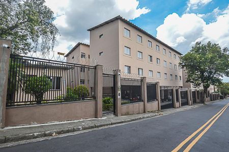 Apartamento à venda com 48m², 2 quartos e 2 vagas Apartamento à venda com 48m², 2 quartos e 2 vagasFachada e portaria