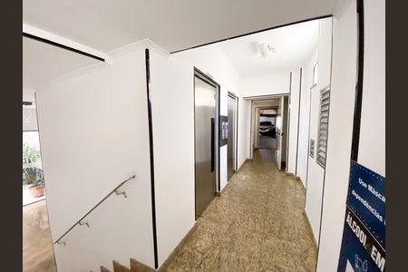 Apartamento à venda com 70m², 3 quartos e sem vagaElevador