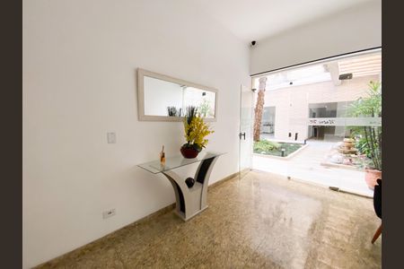 Apartamento à venda com 70m², 3 quartos e sem vagaHall de entrada