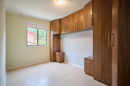 Quarto 2 de apartamento para alugar com 2 quartos, 65m² em Tingui, Curitiba