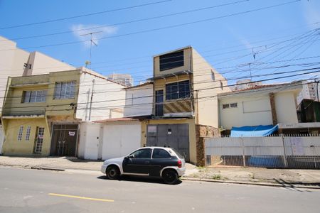 Casa à venda com 280m², 1 quarto e 3 vagasFachada
