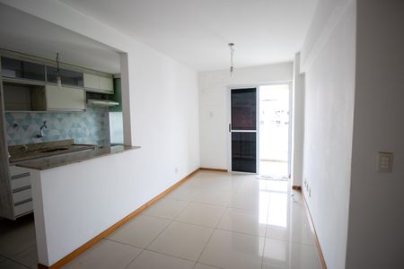 Sala de apartamento à venda com 3 quartos, 60m² em Penha, Rio de Janeiro