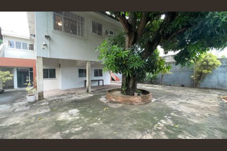 Casa à venda com 356m², 7 quartos e 2 vagas Casa à venda com 356m², 7 quartos e 2 vagasQuintal