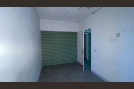 Casa à venda com 356m², 7 quartos e 2 vagas Casa à venda com 356m², 7 quartos e 2 vagasQuarto 5