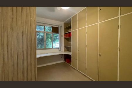 Casa à venda com 356m², 7 quartos e 2 vagas Casa à venda com 356m², 7 quartos e 2 vagasQuarto 3