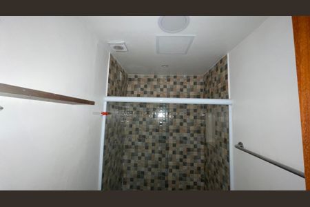 Casa à venda com 356m², 7 quartos e 2 vagas Casa à venda com 356m², 7 quartos e 2 vagasBanheiro da Suíte 2