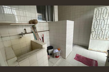 Casa à venda com 356m², 7 quartos e 2 vagas Casa à venda com 356m², 7 quartos e 2 vagasÁrea de Serviço 1